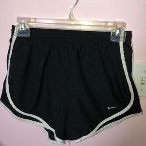 Black nike shorts